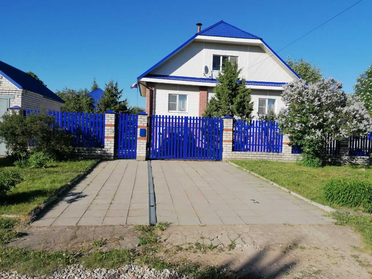 забор из штакетника Синий Ультрамарин фото1 в Бишкеке