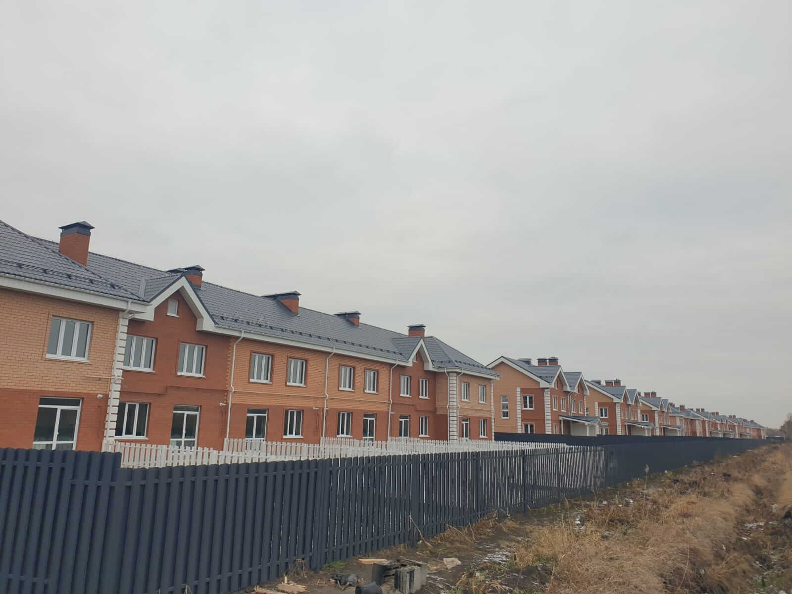 Забор из штакетника 230м Серый Графит фото5 в Бишкеке