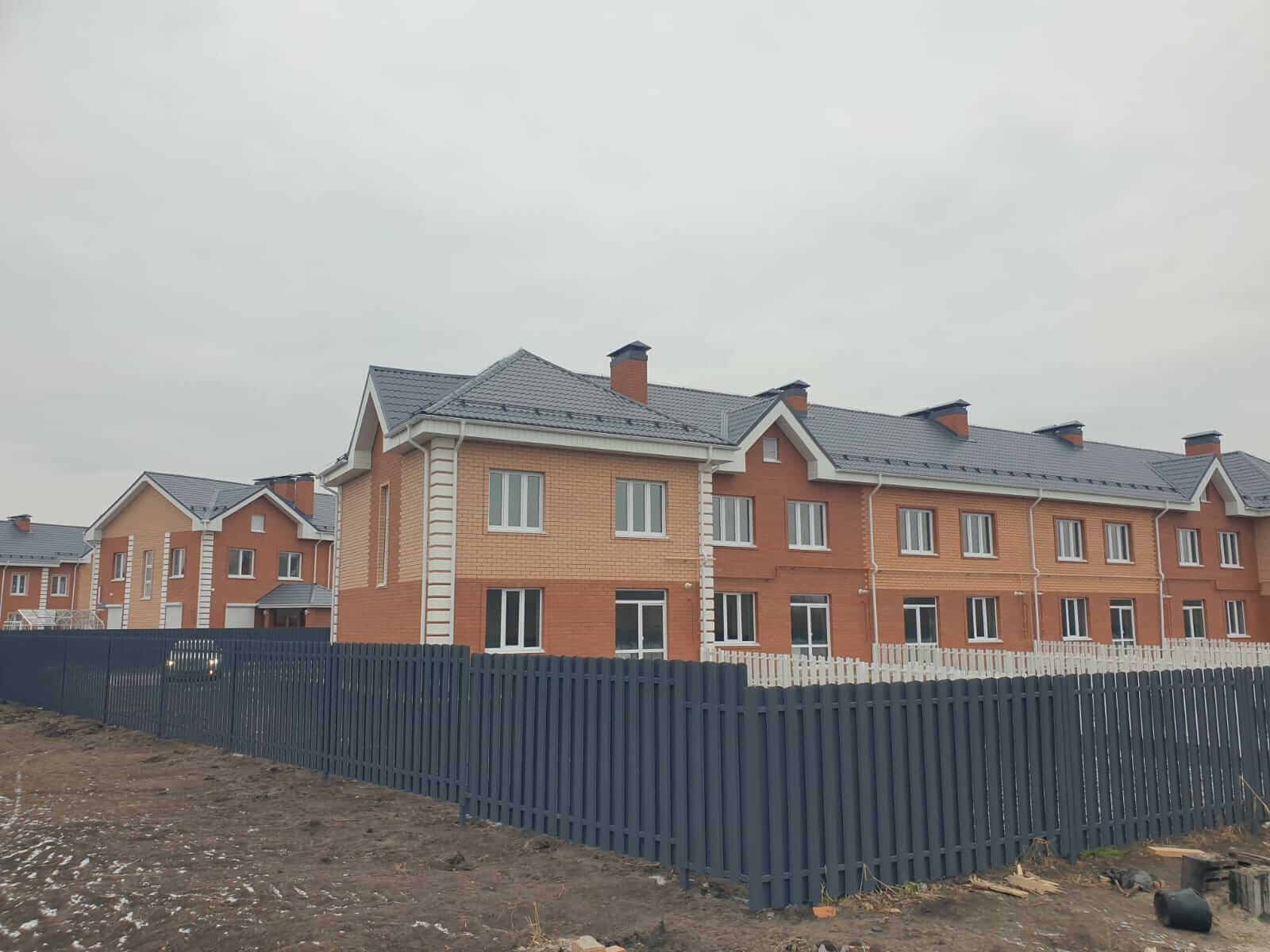 Забор из штакетника 230м Серый Графит фото4 в Бишкеке