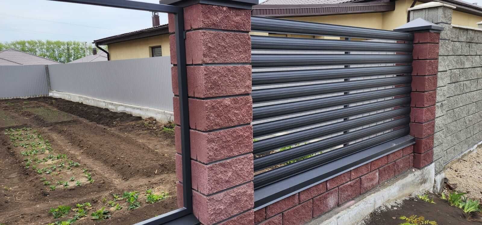 Забор-ранчо из штакетника 21м RAL7024/7024 Серый Графит МАТТЕ фото 7 в Бишкеке