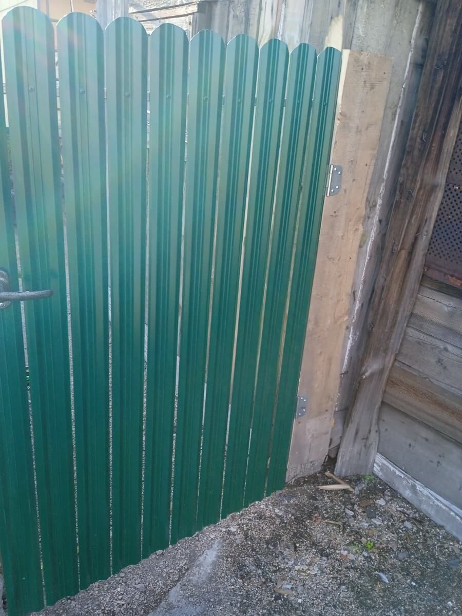 Калитка из штакетника ЭКО-М RAL6005/6005 Зеленый Мох двусторонний фото 1 в Бишкеке