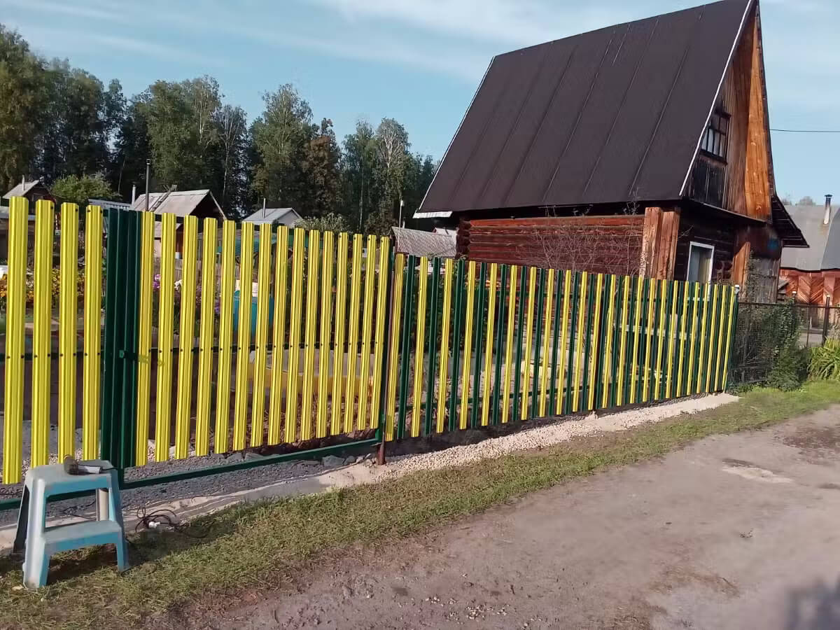 Забор из евроштакетника 13м RAL1018 Желтый фото 3 в Бишкеке