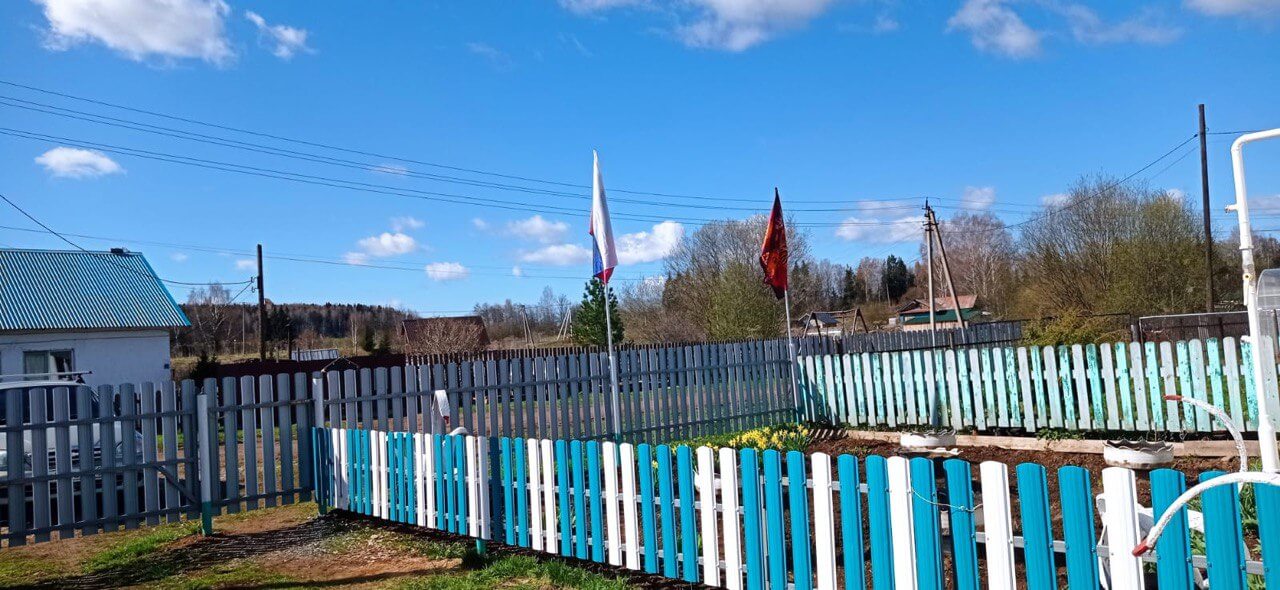 Забор из евроштакетника 16м RAL5021 Морская Волна, RAL9003 Белый фото 3 в Бишкеке